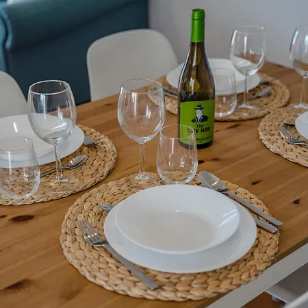 公寓 2bdr Ocean View & Large Private Terrace In *