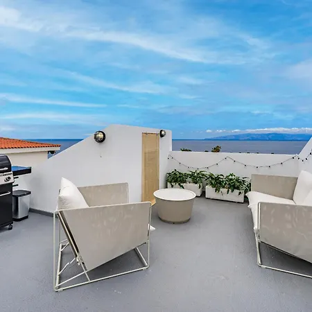 2bdr Ocean View & Large Private Terrace In Apartament