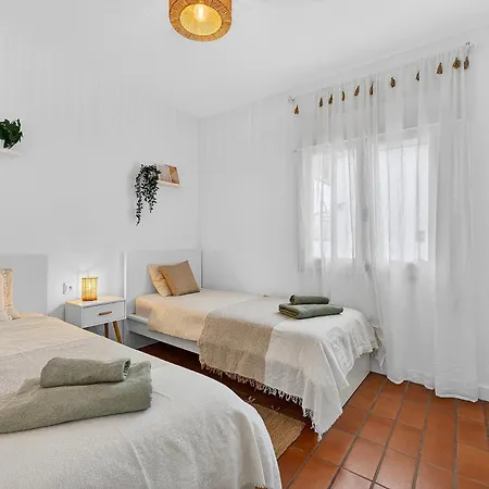 2bdr Ocean View & Large Private Terrace In Puerto de Santiago (Tenerife)