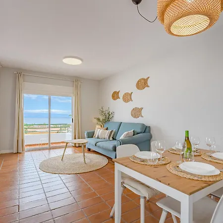 דירה 2bdr Ocean View & Large Private Terrace In