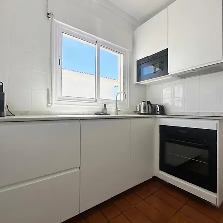 דירה 2bdr Ocean View & Large Private Terrace In *
